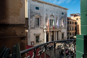 Apartment, 2 Schlafzimmer | Ausblick vom Zimmer