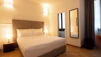 Double or Twin Room | In-room safe, blackout drapes, free WiFi
