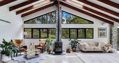 Breathtaking Valley Retreat With Private Pool and Nature Views