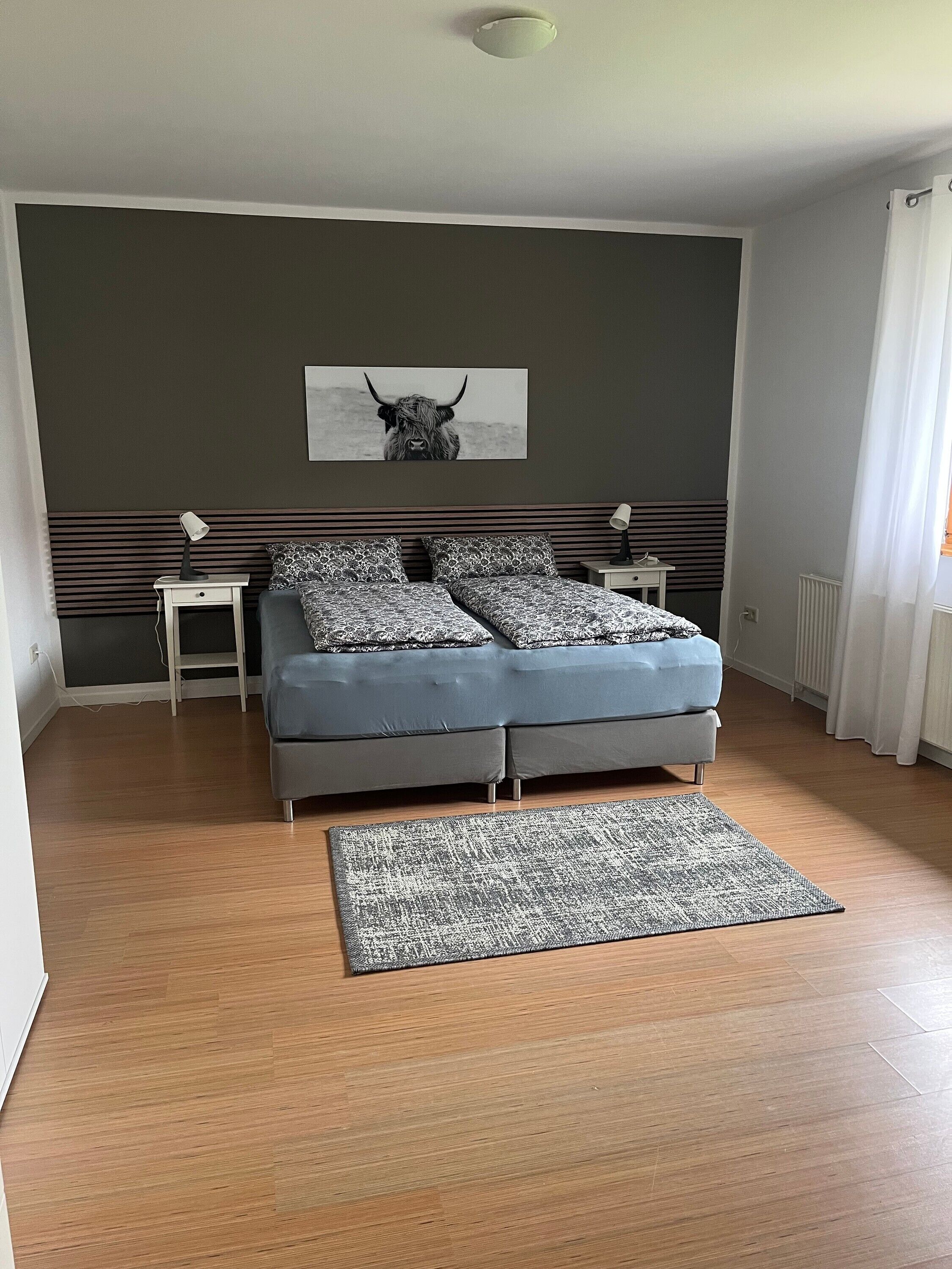 Bügeleisen/Bügelbrett, WLAN, Bettwäsche