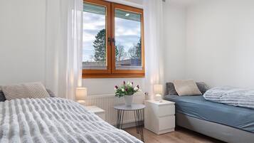 Fer et planche Ă repasser, Wi-Fi, draps fournis