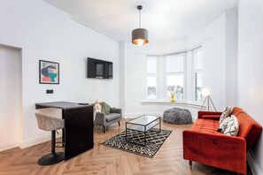 Televisio, työhuone