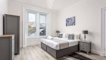 Desk, iron/ironing board, travel cot, WiFi