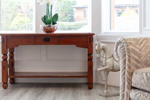 Interior - Cuthbert House  - Donnini Apartments (Prestwick)