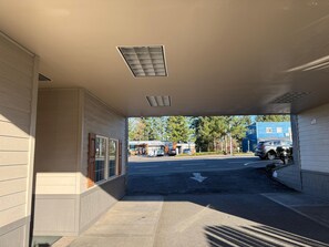 Entrada al alojamiento