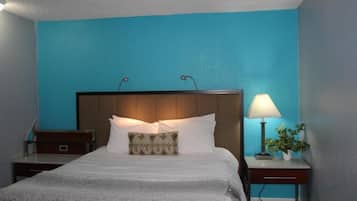 Rom – standard, 1 queensize-seng, ikke-røyk, kjøkken | Skrivebord, skrivebord for bærbar PC og wi-fi (inkludert)