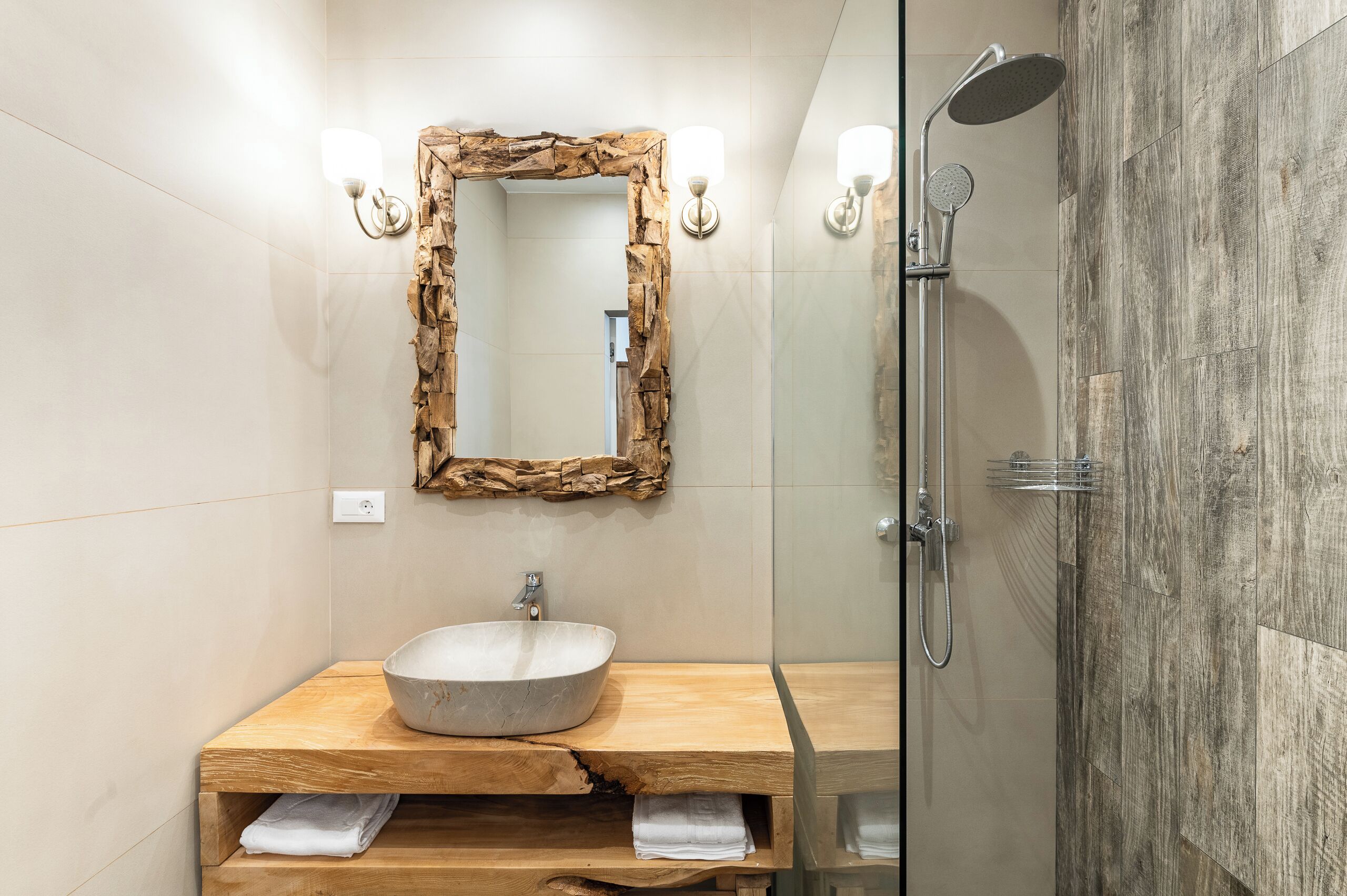 Deluxe Double Room | Premium bedding, Select Comfort beds, desk, laptop workspace