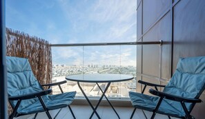 Balcony - Modern Studio in Azizi Samia by Bespoke (Dubai)