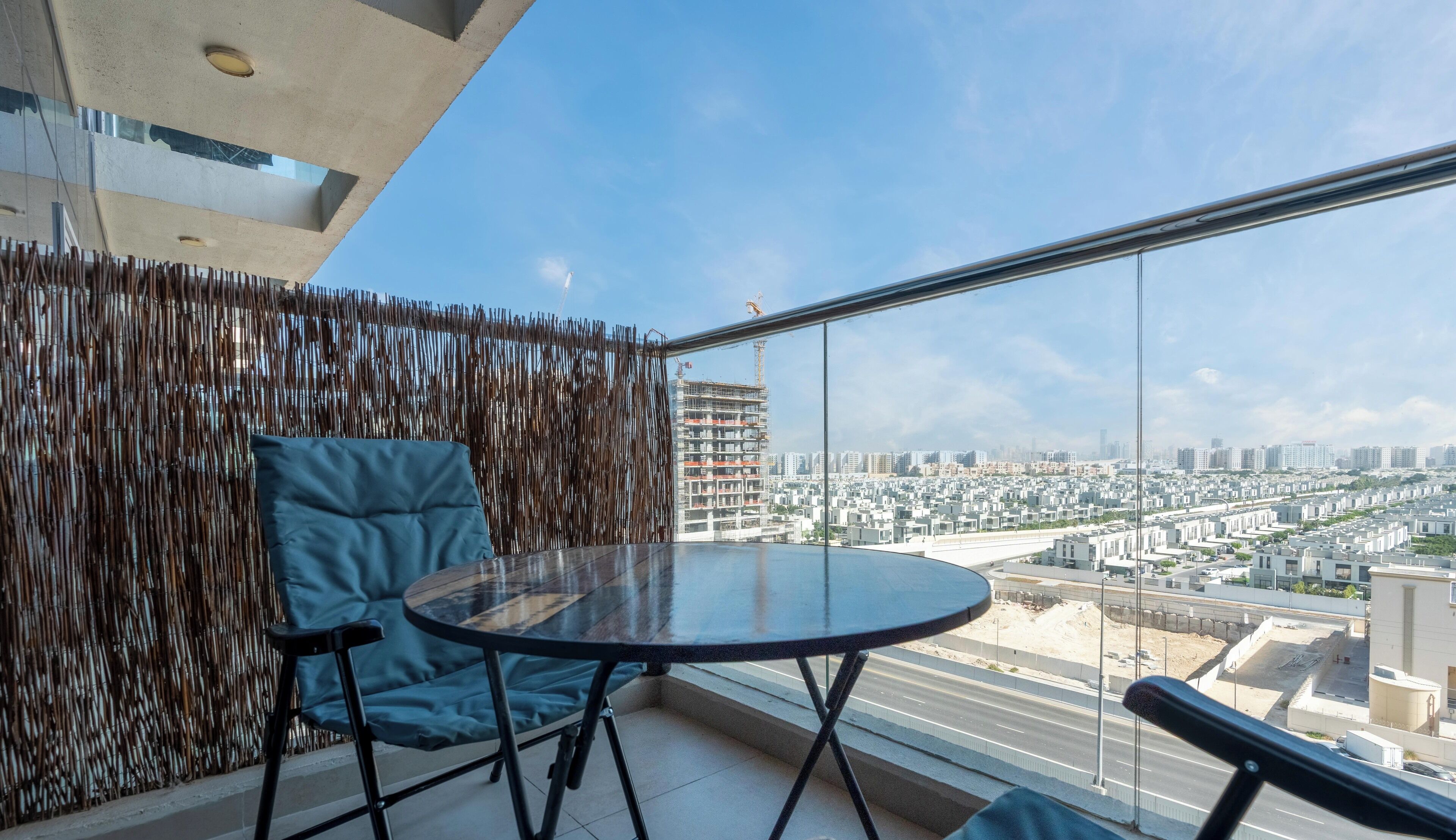 Comfort-studio, 1 keskisuuri parisänky, kaupunkinäköala | Parveke