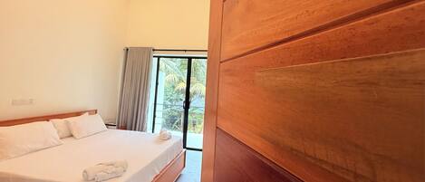 Premium bedding, Select Comfort beds, desk, laptop workspace