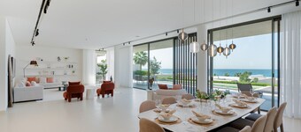Luxe 4BR Villa | Private Pool & Beach | Al Zorah