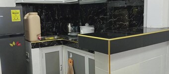 3g's & C Calapan Transient House