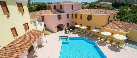 Studio | Pool | Outdoor pool