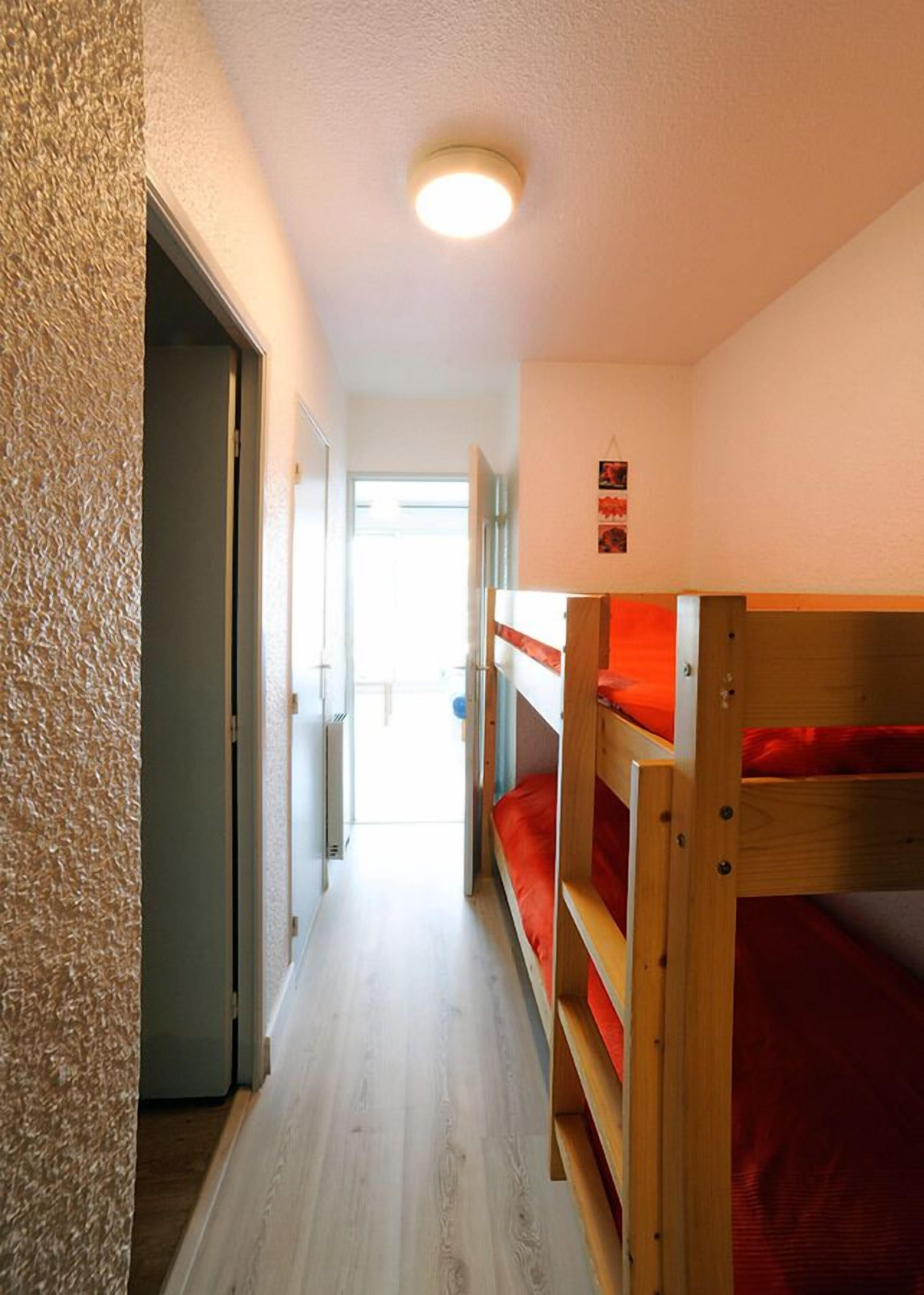 Studio, Lake View | Soundproofing, free WiFi, bed sheets, wheelchair access