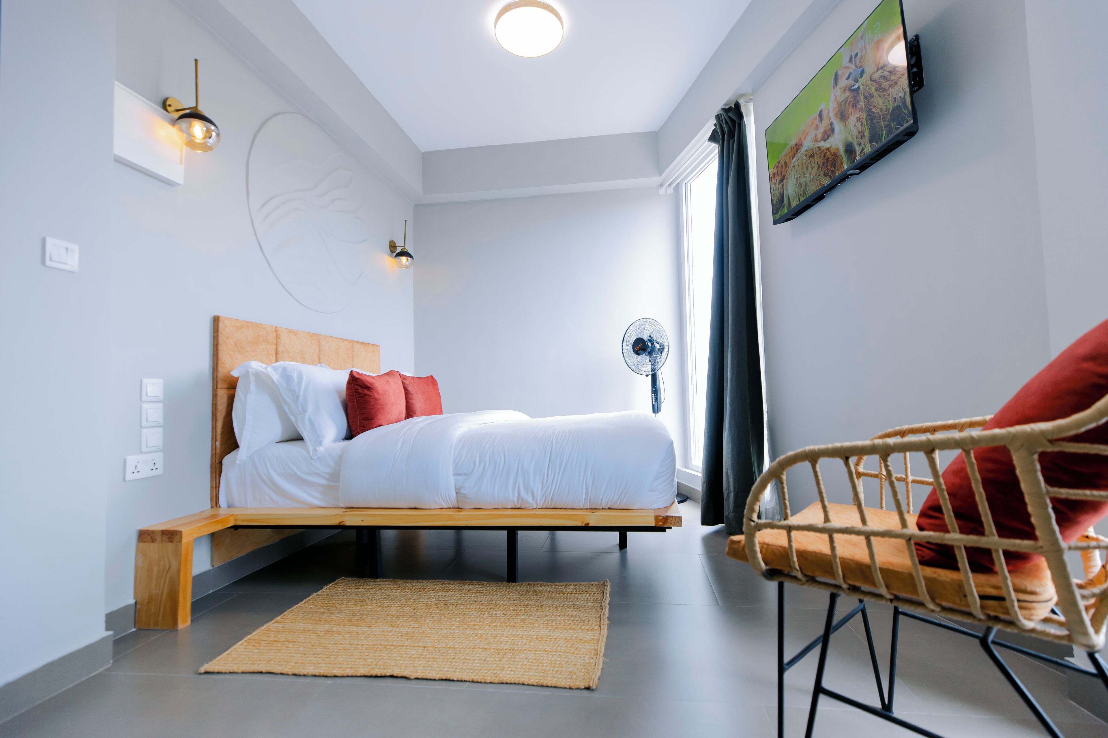 Habitación doble Confort, vista a la ciudad | Cortinas blackout y wifi gratis 