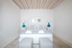Iron/ironing board, WiFi, bed sheets - Topos exclusive Mykonos-Villa Neptunia (mykonos)