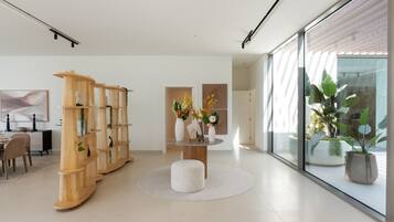 4 bedrooms