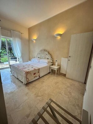 Superior Double Room, Garden View | In-room safe, blackout curtains, free WiFi, bed sheets - Hotel Bagni Lido (Vada)
