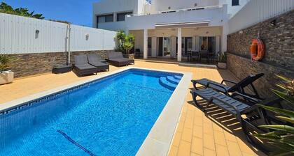 Casa Jokpa Mar - Villa Near São Rafael Beach