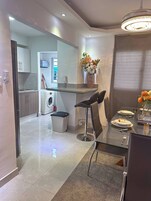 Apartment, 2 Bedrooms, Balcony, City View | Dining