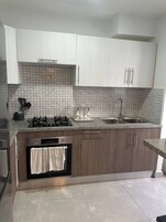 Apartment, 2 Bedrooms, Balcony, City View | Interior