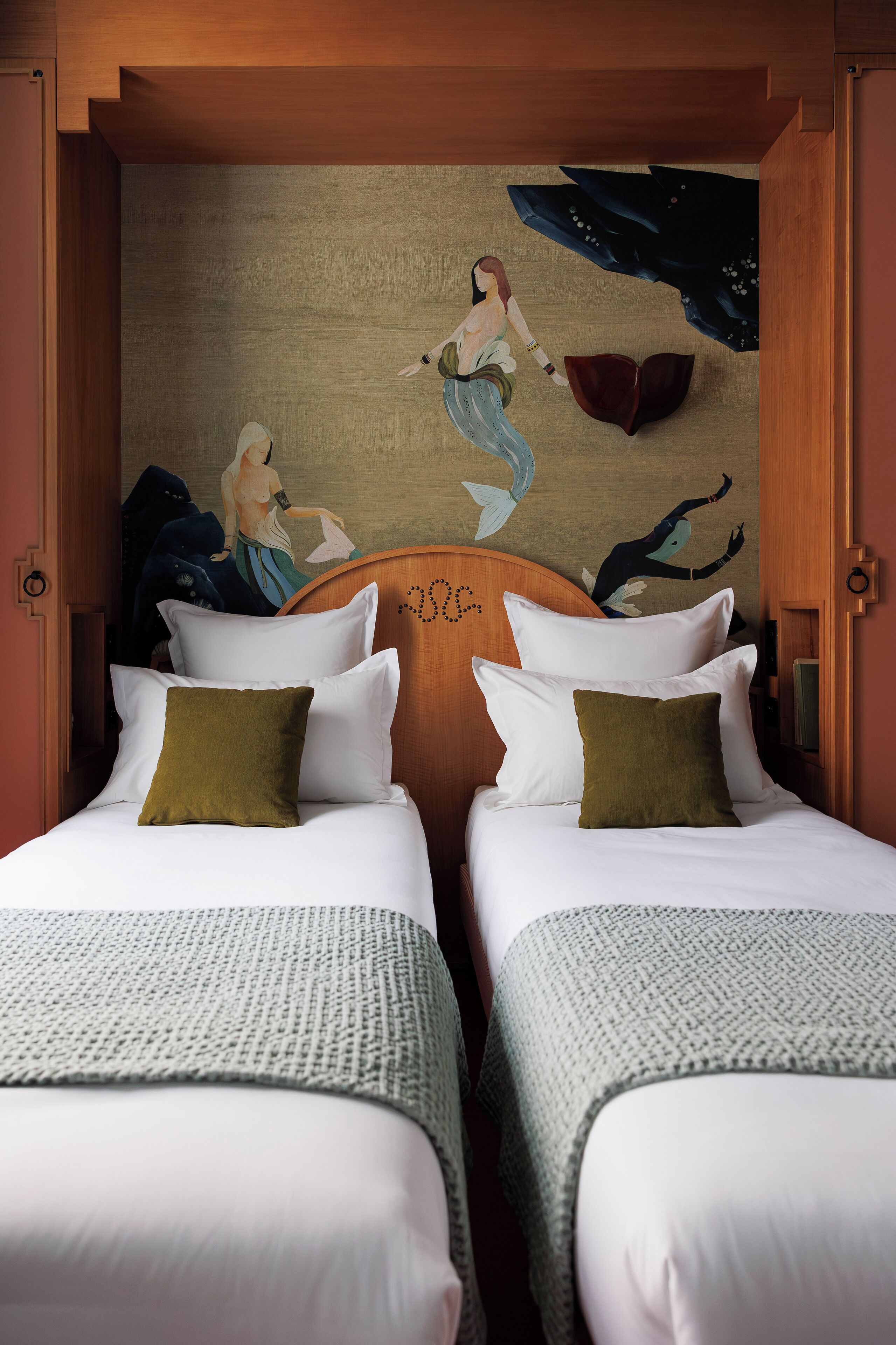 Laptopgeeigneter Arbeitsplatz, kostenloses WLAN