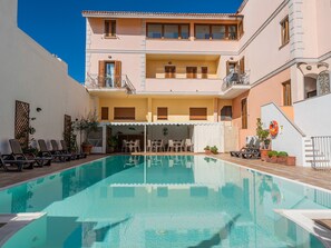 Studio, Multiple Bedrooms | Pool | Outdoor pool - Bright 3 Guest Apartment With Pool (Santa Teresa di Gallura)