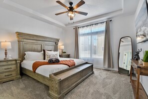 5 habitaciones, escritorio, tabla de planchar con plancha y wifi gratis 