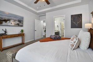 5 chambres, bureau, fer et planche à repasser, accès au Wi-Fi (inclus)