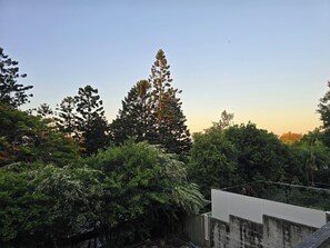 Căn hộ, 2 phòng ngủ, ban công, quang cảnh núi | Khác