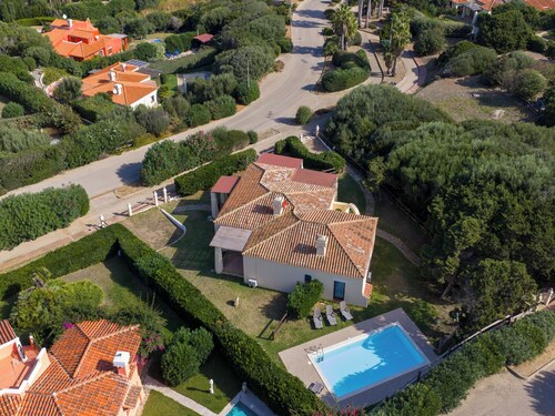 Comfortable Flat With Pool