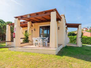 Apartment, 2 Bedrooms | Terrace/patio - Spacious Flat With Pool (Sassari)