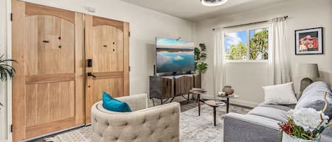 Télévision, cheminée