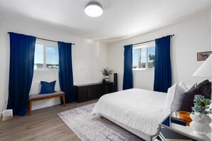 WiFi, bed sheets - Vibrant SD Escape • Outdoor Theater & Fire Pit (San Diego)