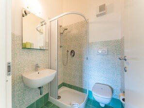 Apartment, 2 Bedrooms | Bathroom - Complex Surrounded by Greenery With Pool (Arzachena)