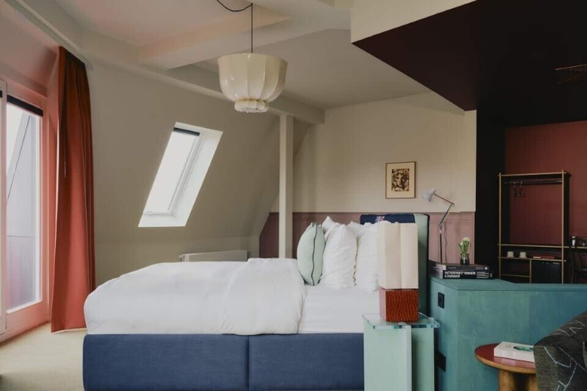 Luksussviitti, parveke | Minibaari, yksilöllisesti sisustettu, yksilöllisesti kalustettu