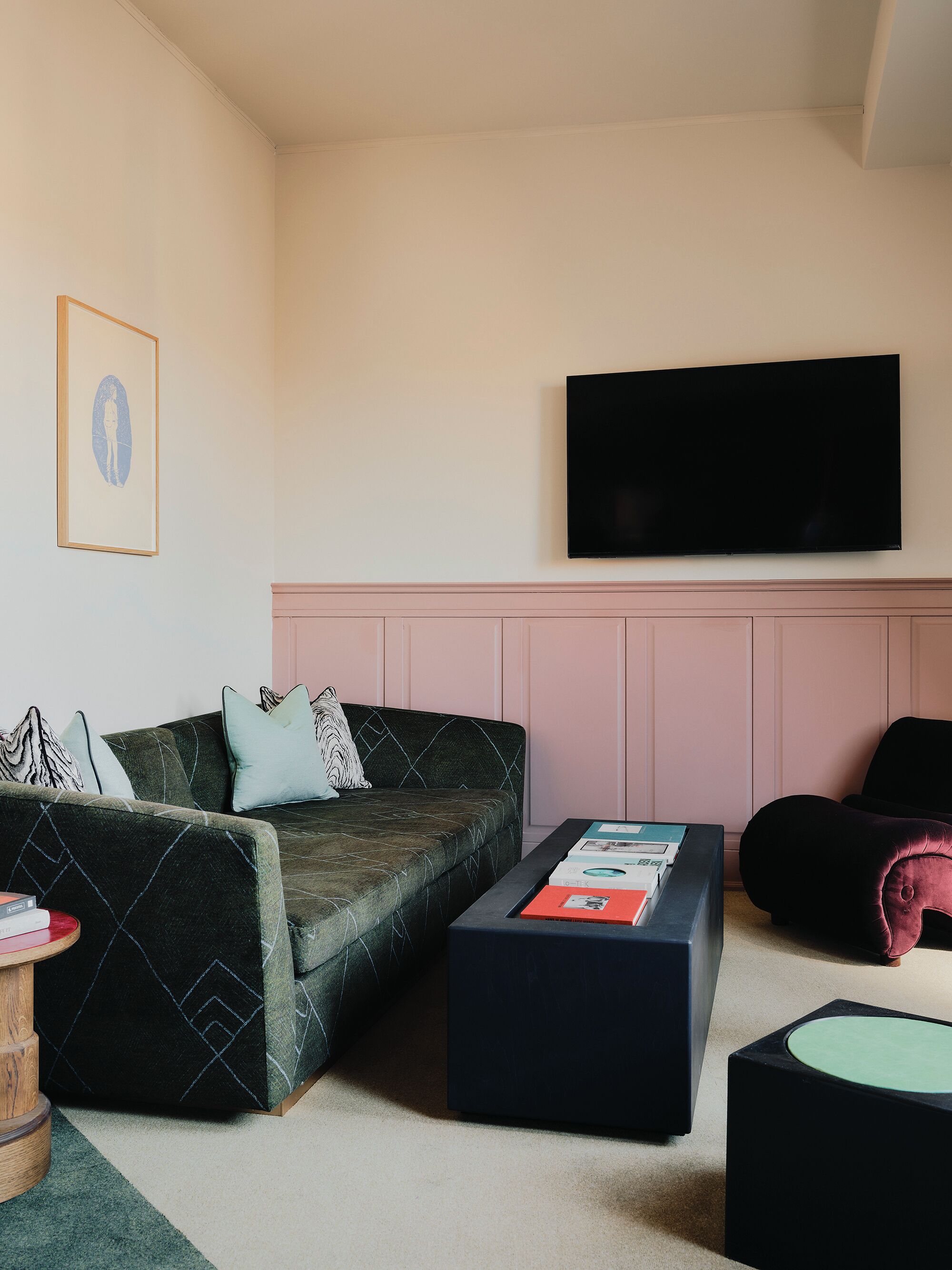 Luxury Suite, Balcony | Living area