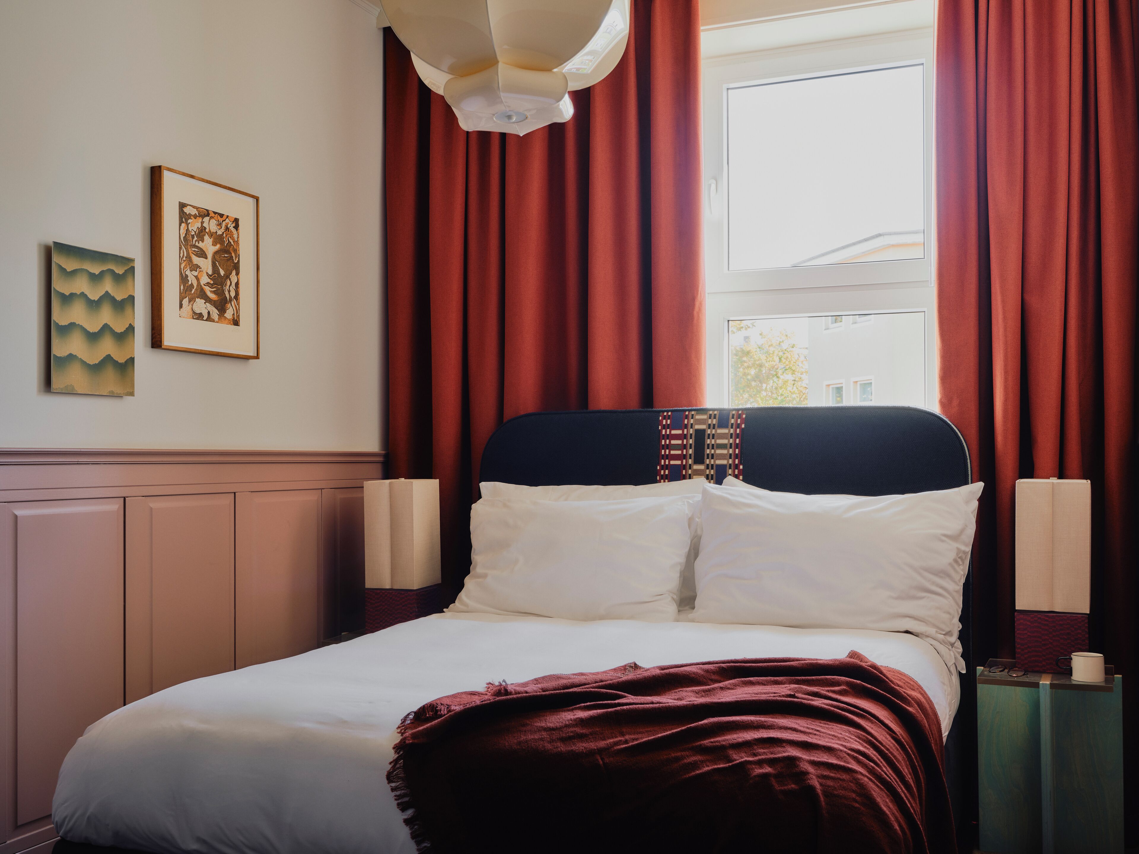 The Cosy | Schreibtisch, kostenloses WLAN