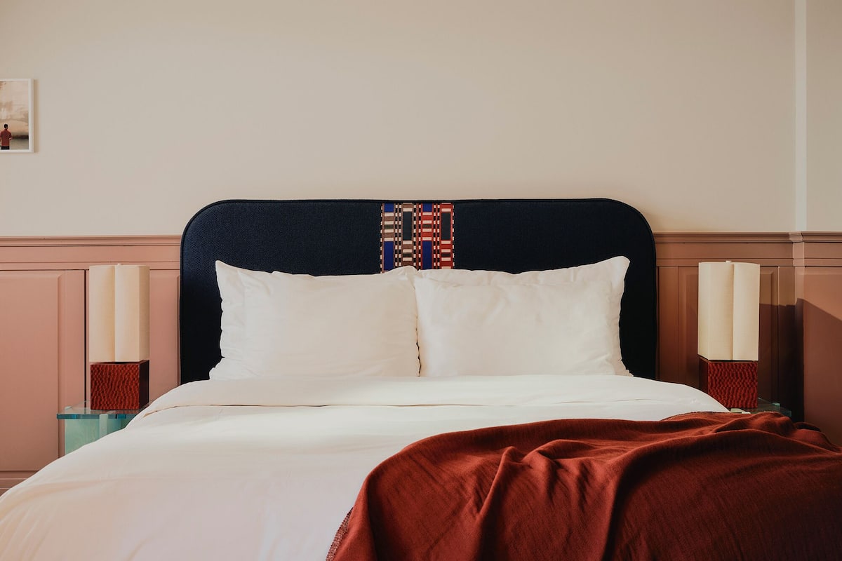 Minibaari, yksilöllisesti sisustettu, yksilöllisesti kalustettu