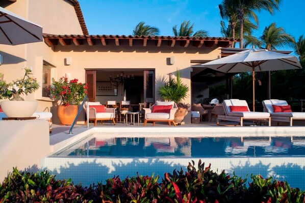 House | 5 bedrooms - Staffed Ocean View Villa w Four Seasons Amenities (Punta de Mita)