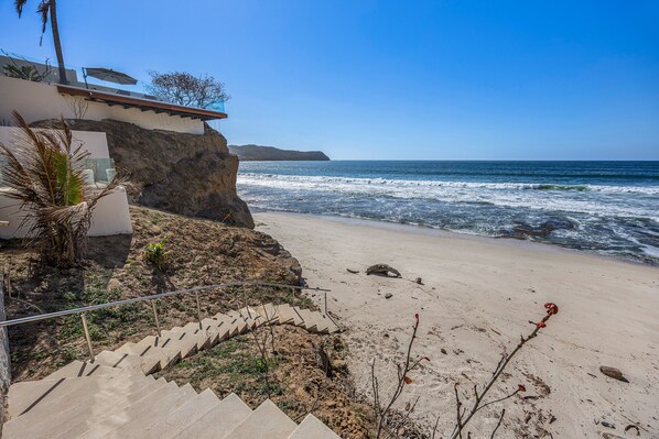 Unclassified image, 1 of 24, button - Private Careyeros Oceanfront Living (Punta de Mita)