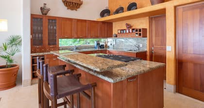 Four Seasons Villa 2034 Riva