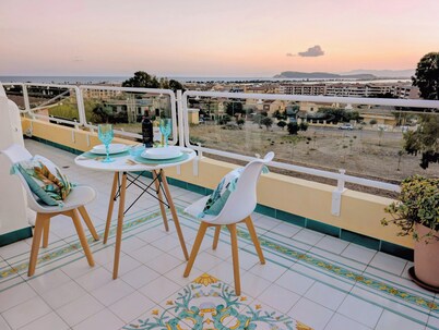 Oasi Sul Golfo Vista Mare: Unique Roof Top Condo. Spectacular sea & lake views.