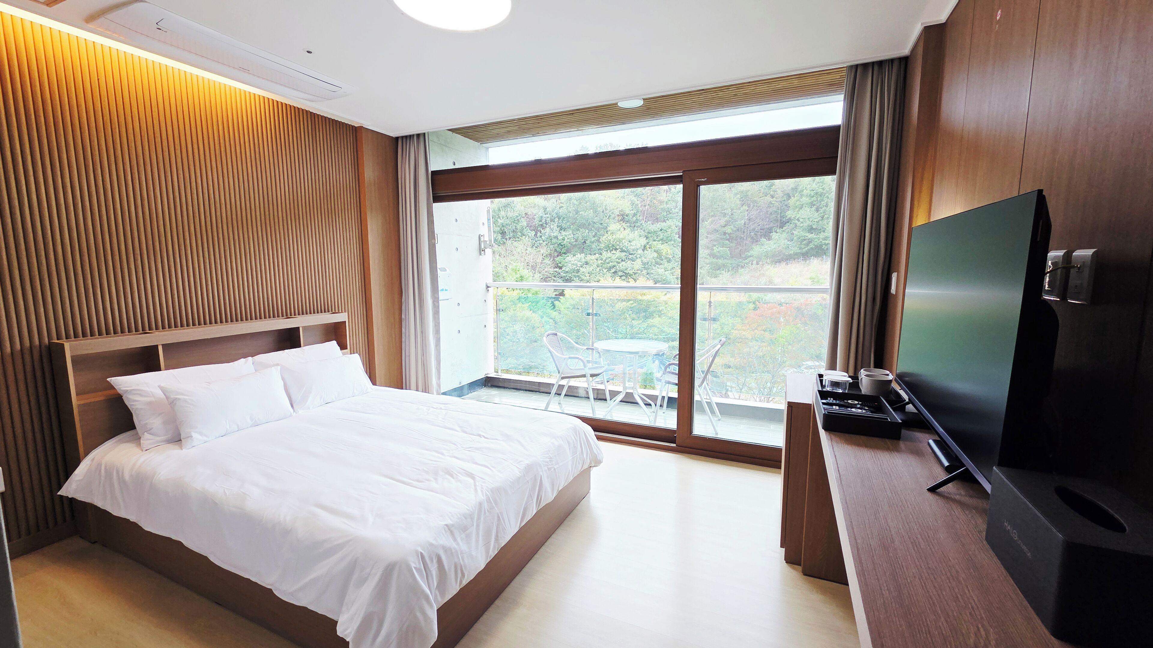 스탠다드 더블룸 | 각각 다른 스타일의 인테리어, 각각 다르게 가구 비치, 무료 WiFi