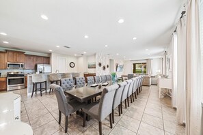 Dining - Foosball, Ping Pong, Resort-style Pool: Sweet Spot (Kissimmee)
