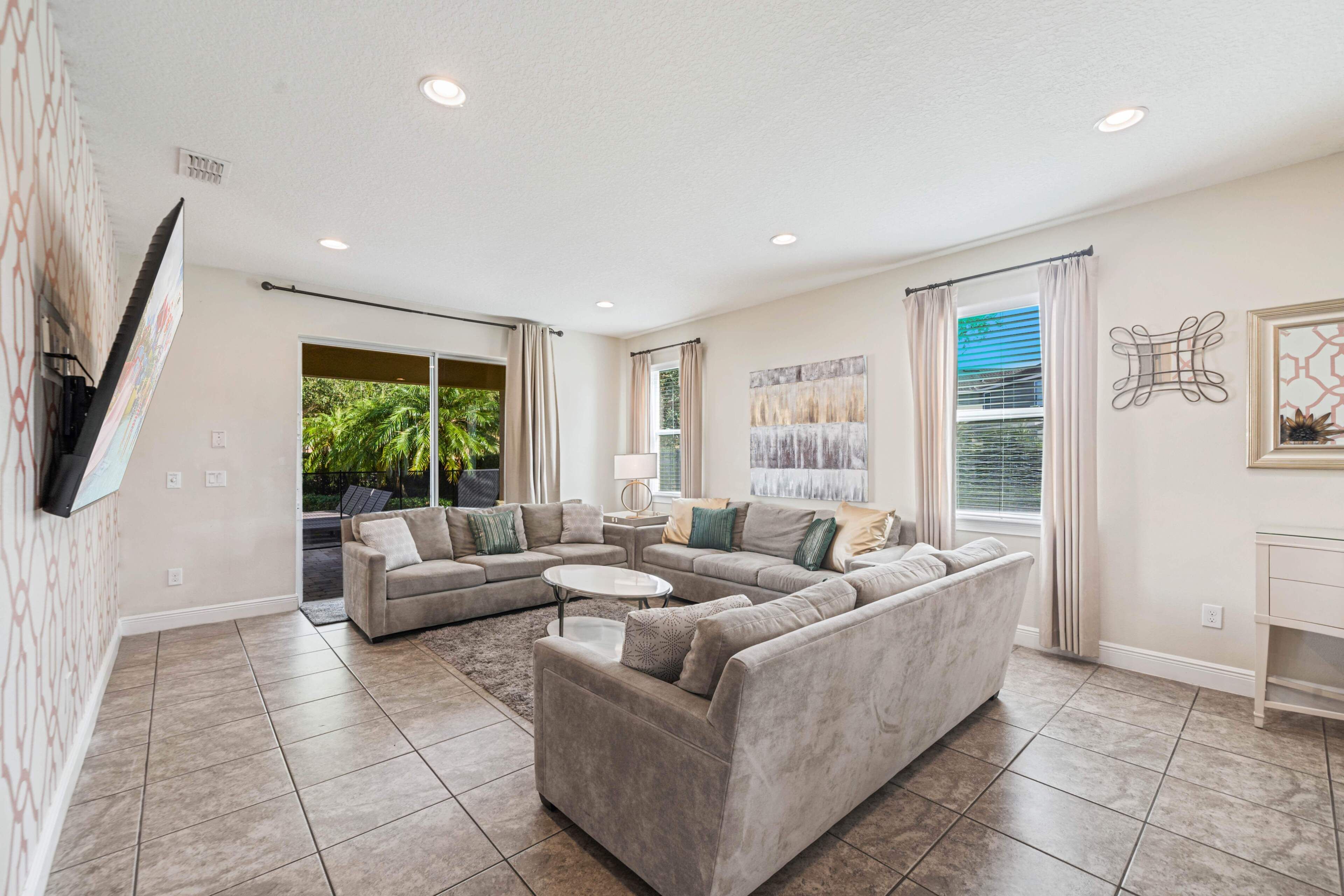 تلفزيون ذكي، كرة قدم الطاولة، تنس طاولة، ستيريو