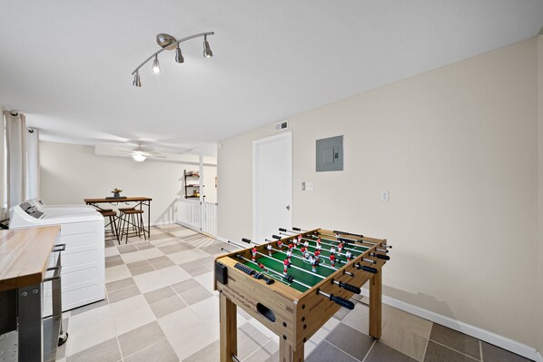 Games room - Nana's Nook on Hickory Grove Blvd (Clarksville)