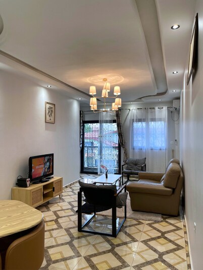 Appartement Meublé de 2 chambres a Odza