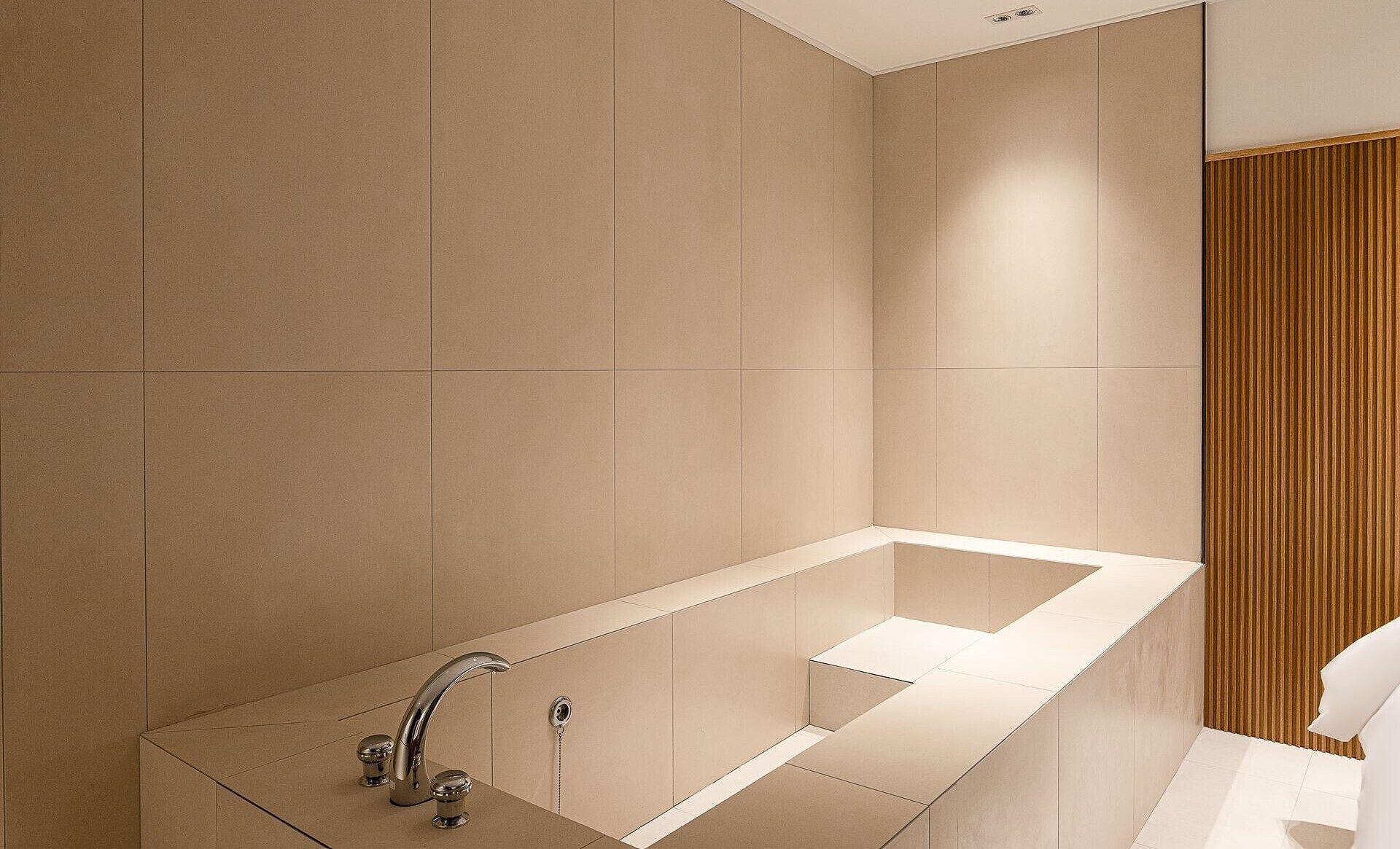 Phòng Suite | Trang trí khác biệt, trang bị nội thất với thiết kế riêng biệt 