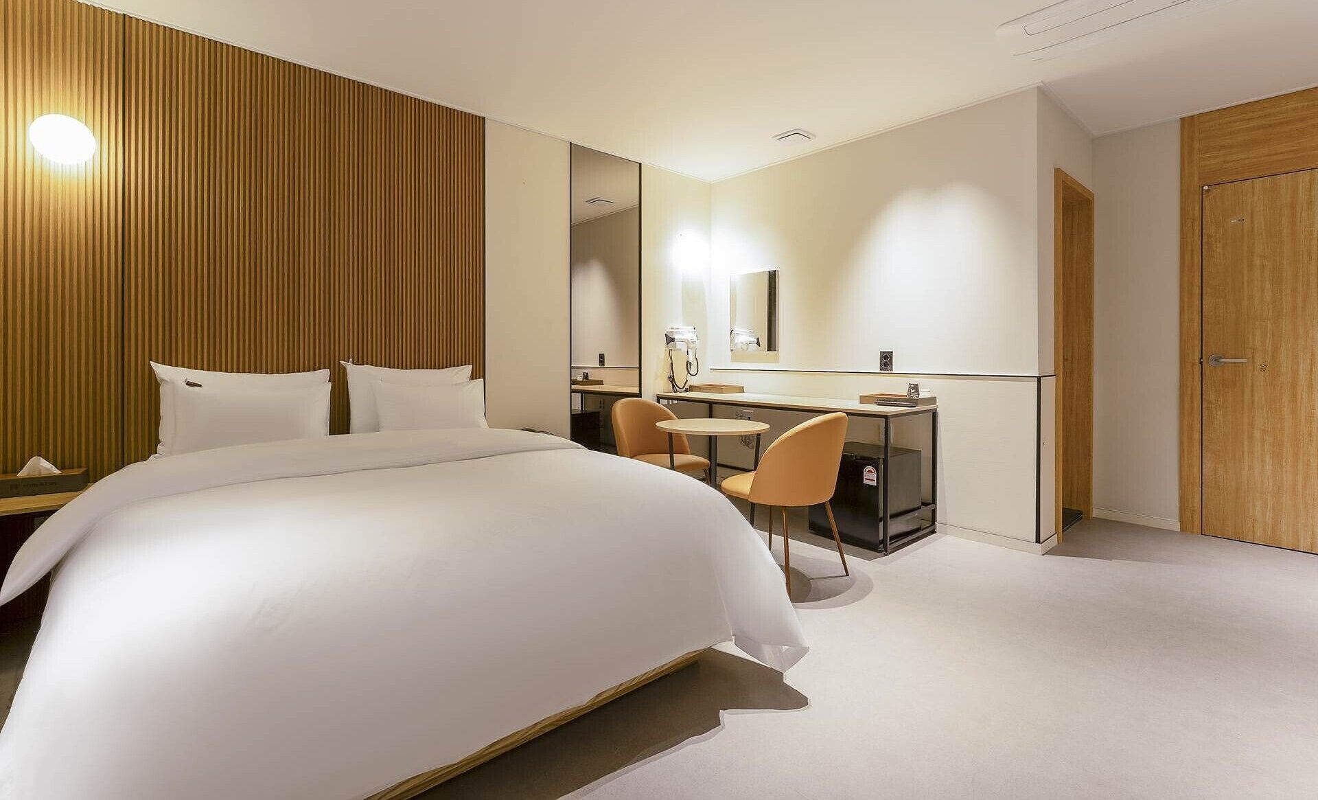 Habitación Deluxe doble | Decoración individual, mobiliario individual, wifi gratis